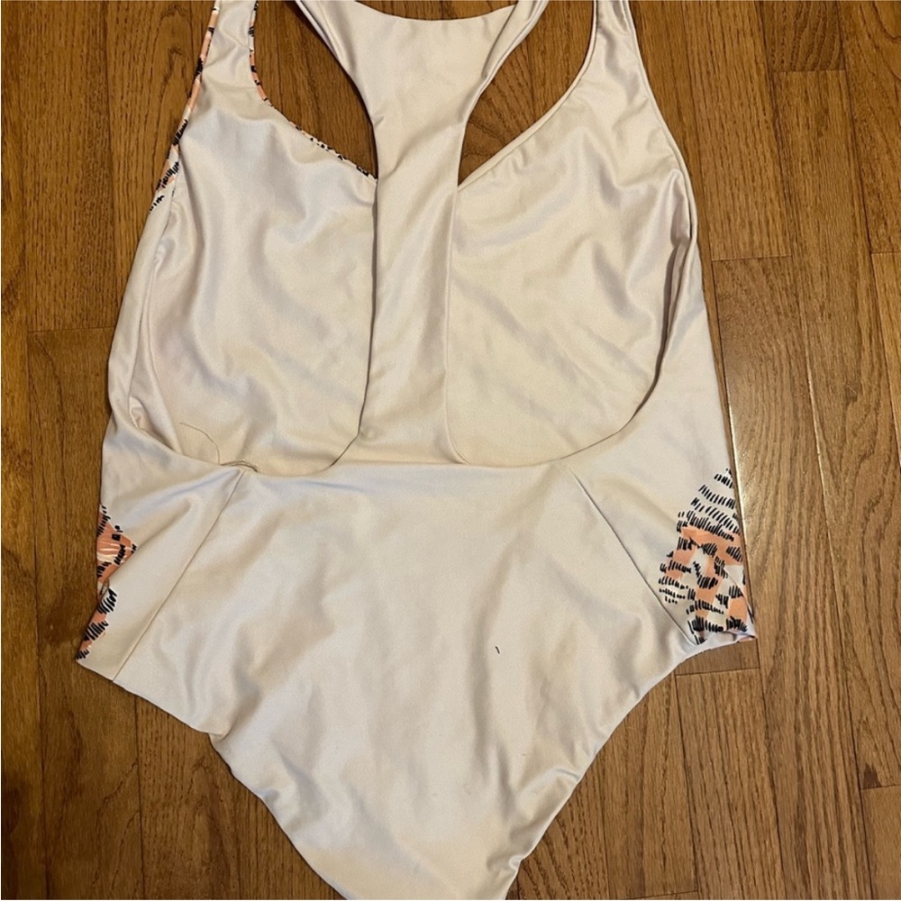 RARE—NWOT—Large - Picture 3 of 5